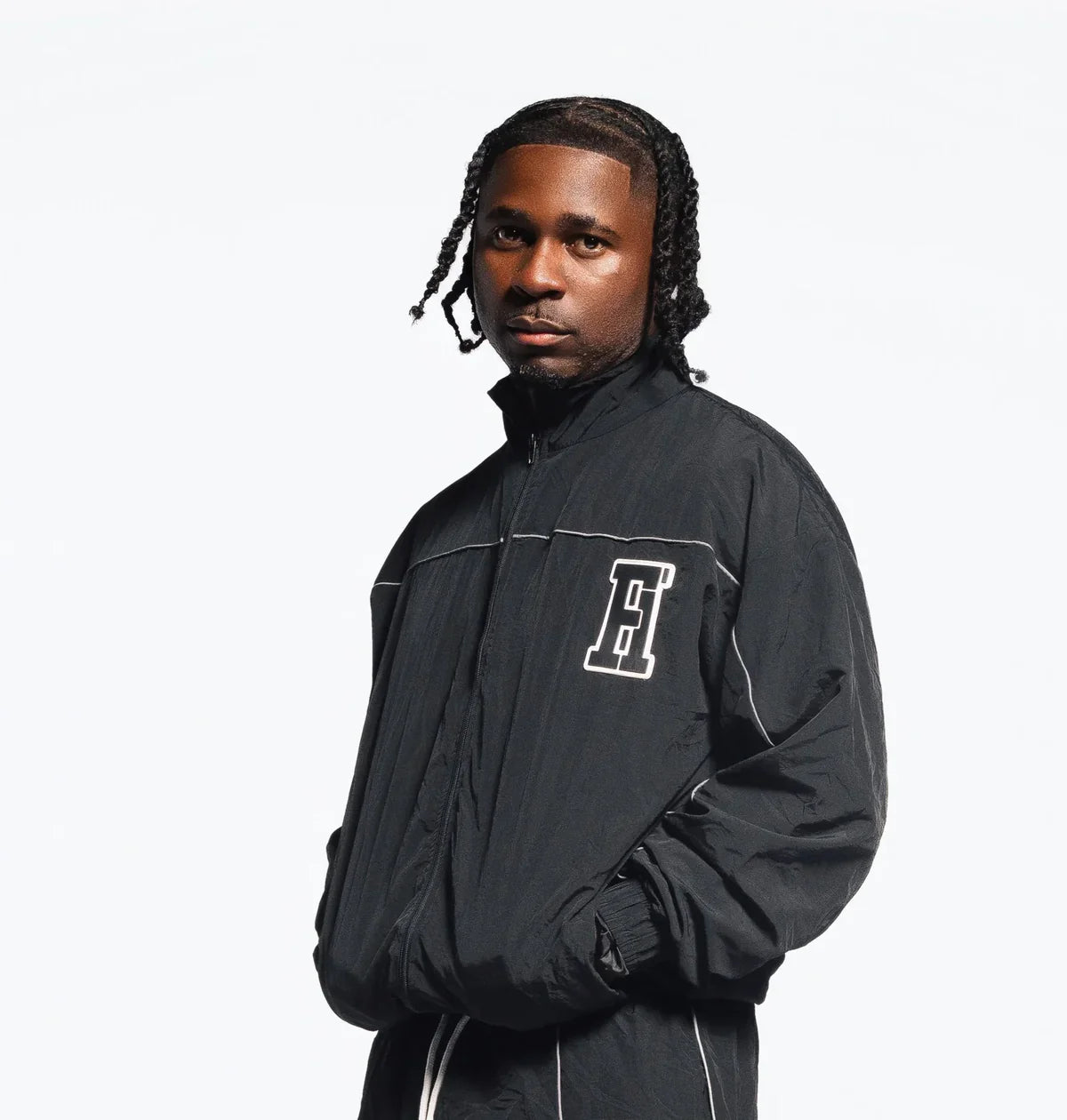 Essential Winderbreaker
Tracksuit ( Black )